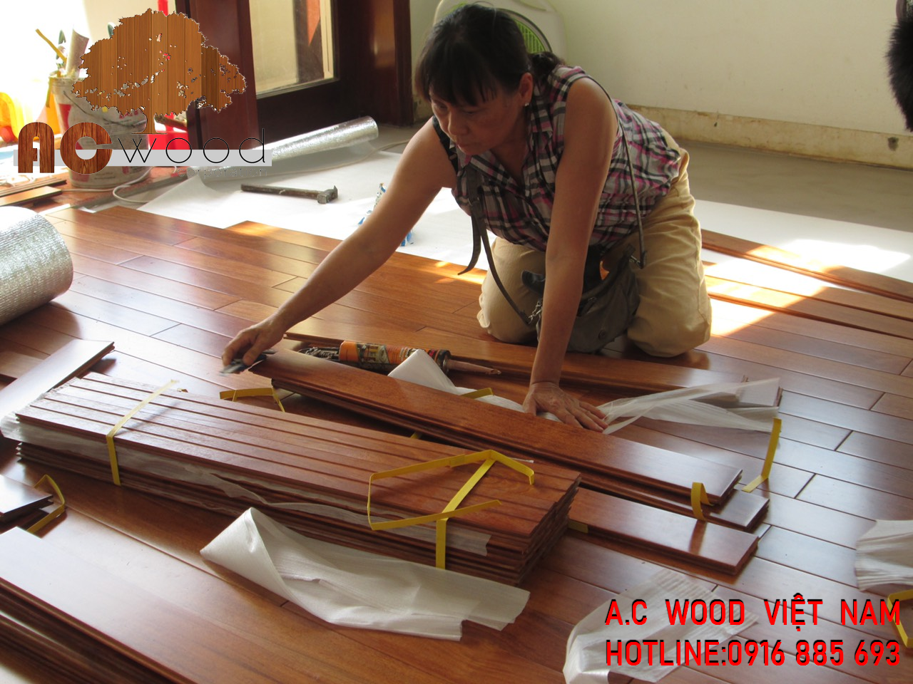 Sàn gỗ tự nhiên căm xe Lào Solid