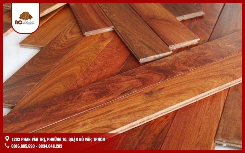 Một tuyệt tác của tự nhiên, giáng hương từ lâu đã khẳng định vị thế của mình trong thế giới vật liệu cao cấp. Mang trong mình hương thơm dịu nhẹ, quyến rũ, tạo nên sự khác biệt độc đáo. Loại gỗ quý này được mệnh danh là vàng ròng trong giới nội thất.