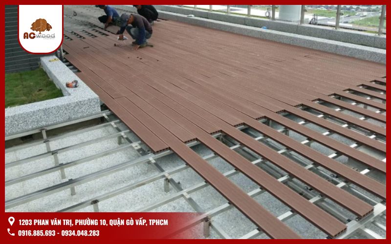 Quy trình và cách thi công lam gỗ nhựa ngoài trời